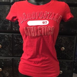 red aeropostale tshirt